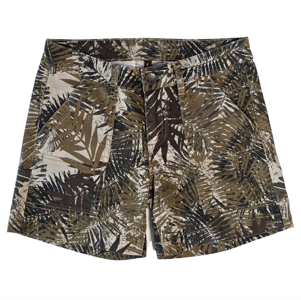 Kut from the Kloth Olive Green and Black Palm-Print Cargo Shorts
